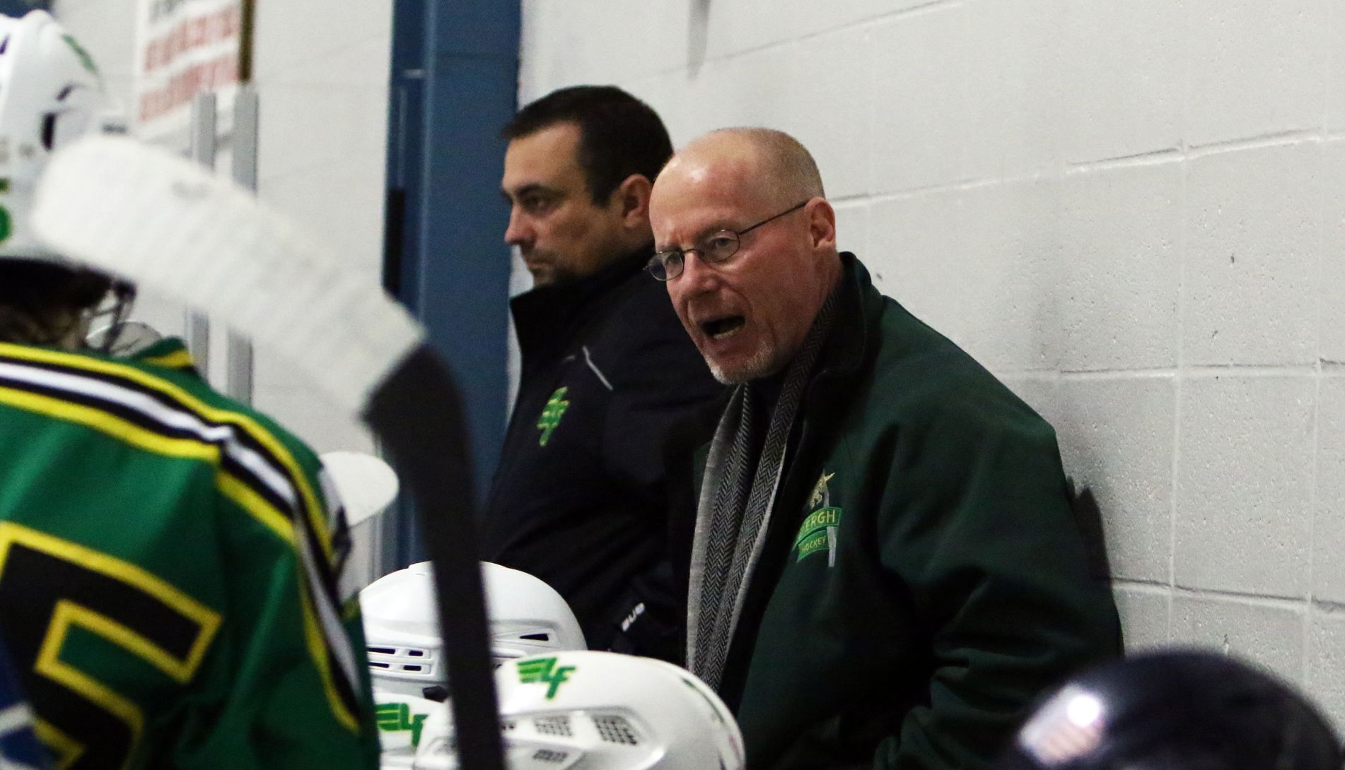 Lindbergh 4, Seckman 2